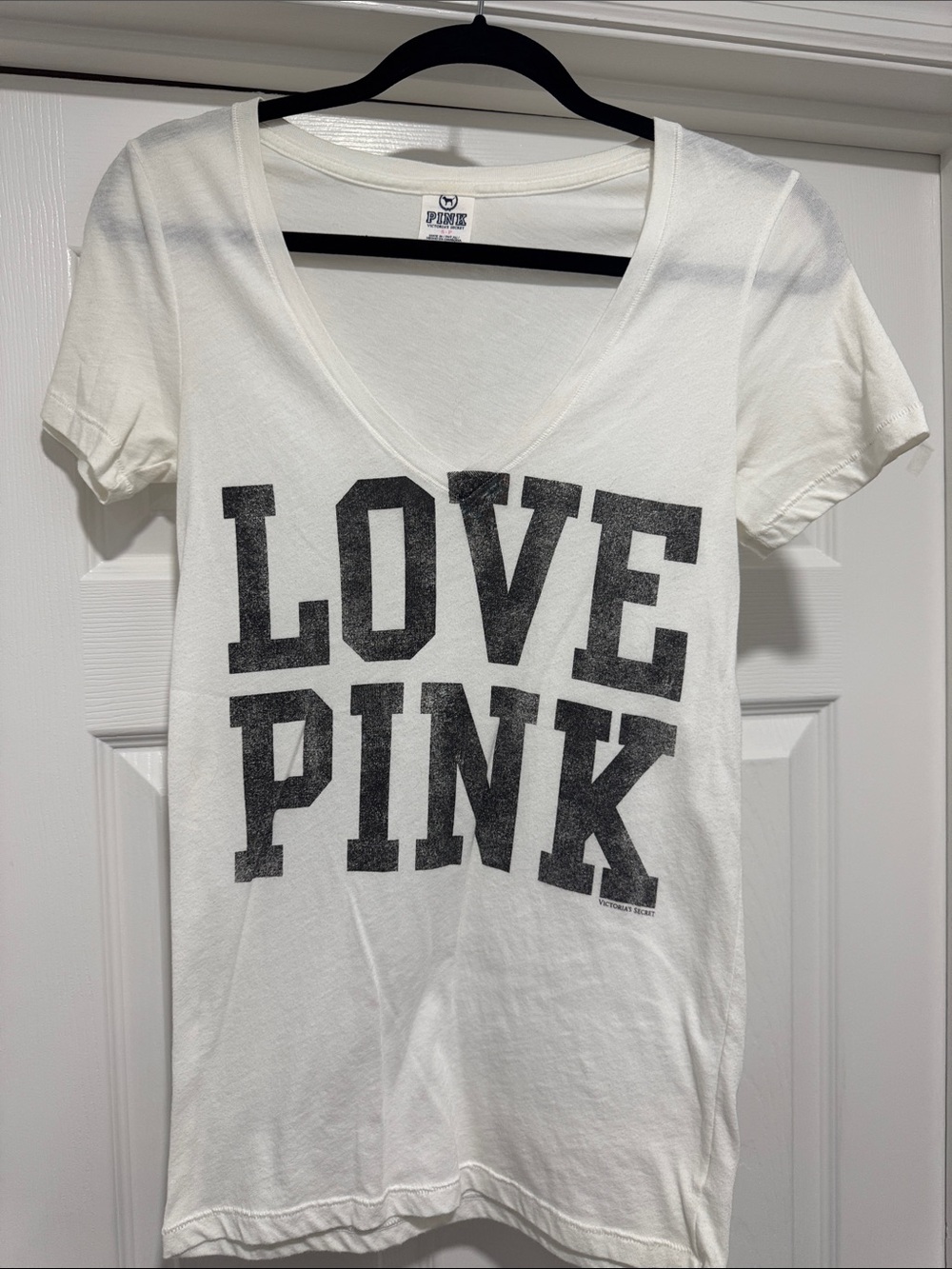 PINK Victoria's Secret White V-Neck Tee - LOVE PINK Victoria's Secret Graphic